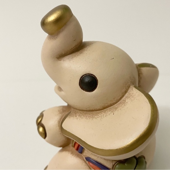 Vintage Thun Elephant Figurine 4” Tall Figure - Picture 8 of 16
